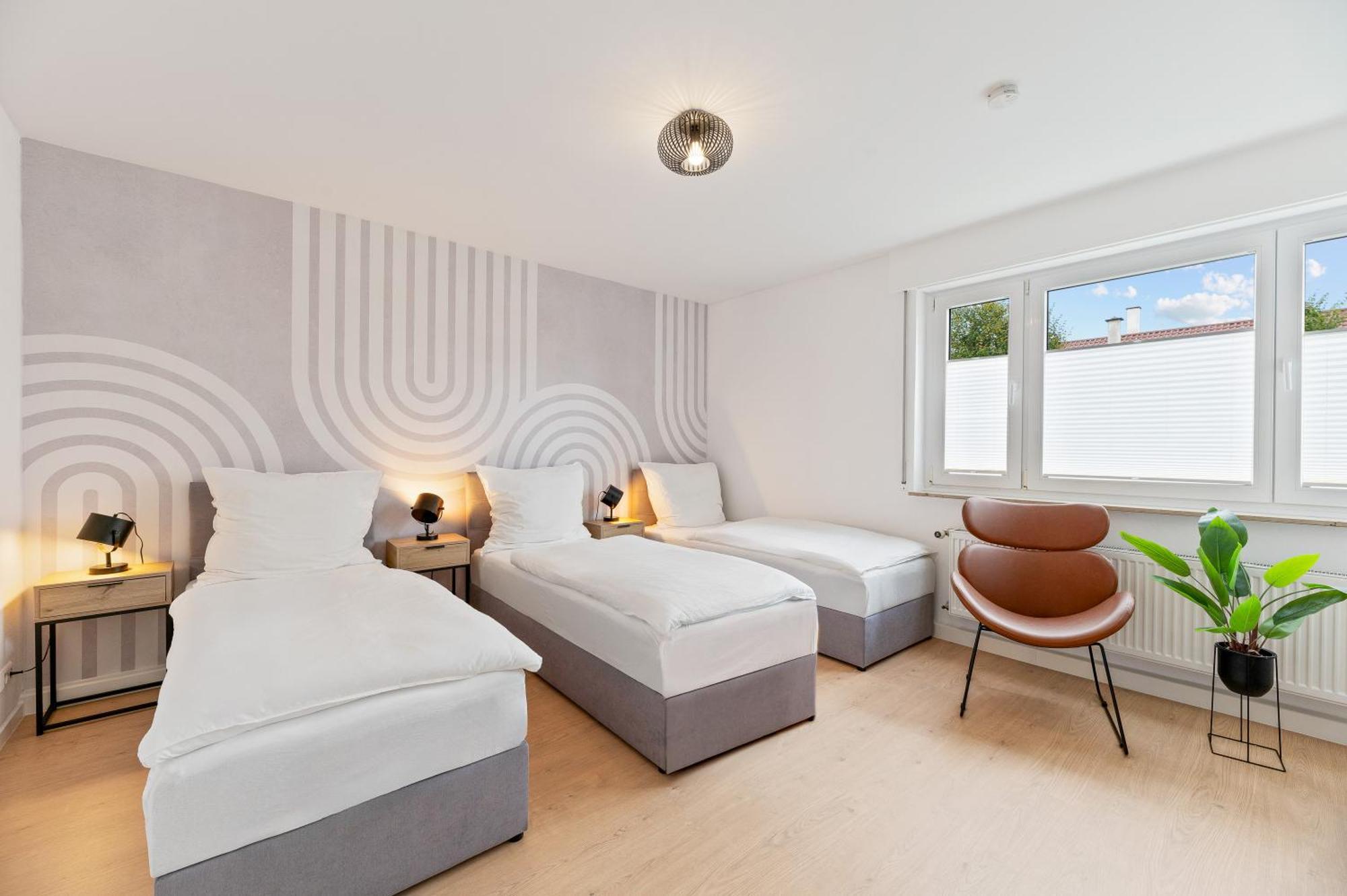 Westside Flat - 5Min To Downtown Lägenhet Ludwigsburg Exteriör bild