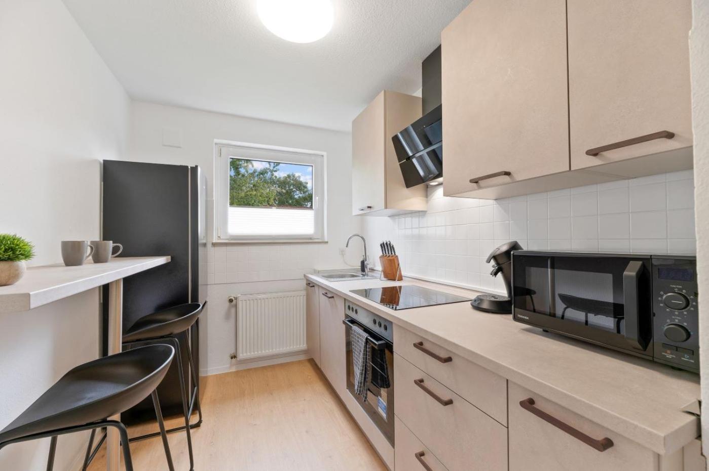 Westside Flat - 5Min To Downtown Lägenhet Ludwigsburg Exteriör bild